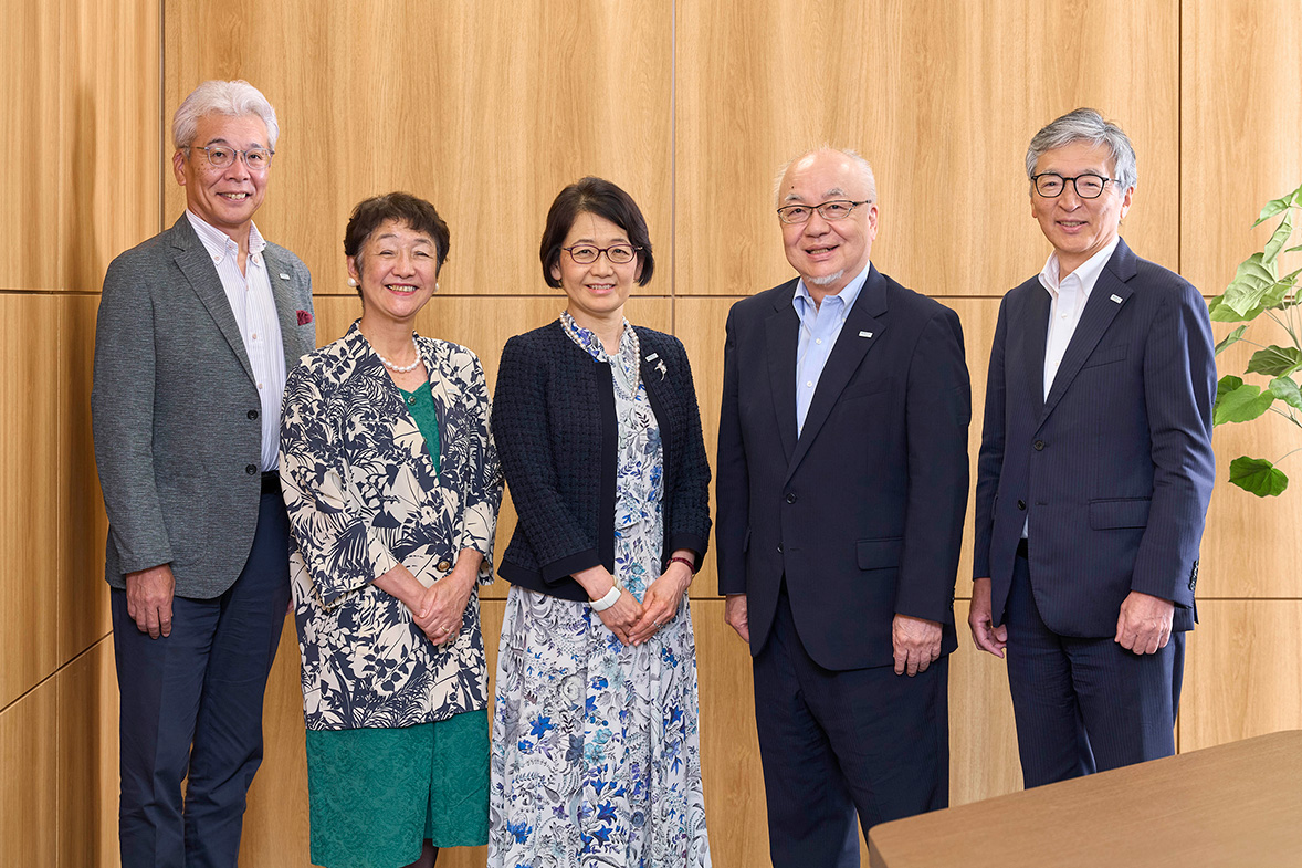 社長×社外取締役 成長戦略座談会