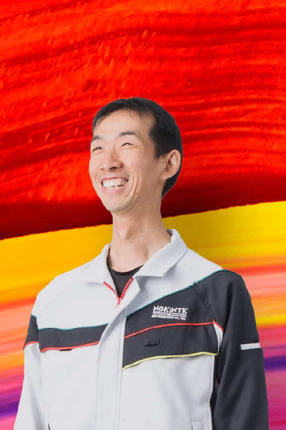 M.O.